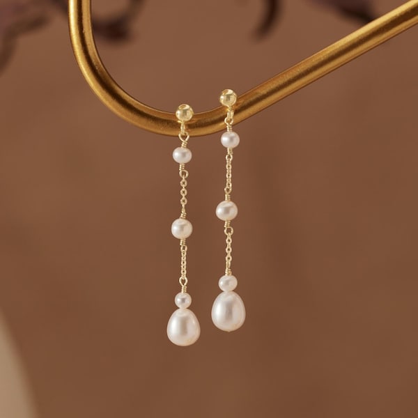 Natürliche Perle baumeln Ohrringe, Minimal Perle Ohrringe, Hochzeit Tropfen Ohrringe, Gold Braut Hochzeit Schmuck, Brautjungfern Geschenke für Sie