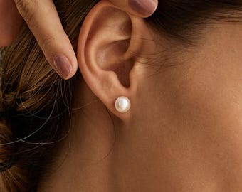 Clous d'oreille en véritable perle d'eau douce, boucle d'oreille en perle naturelle unique, bijoux minimalistes de tous les jours, cadeaux pour maman, cadeaux de demoiselles d'honneur pour elle