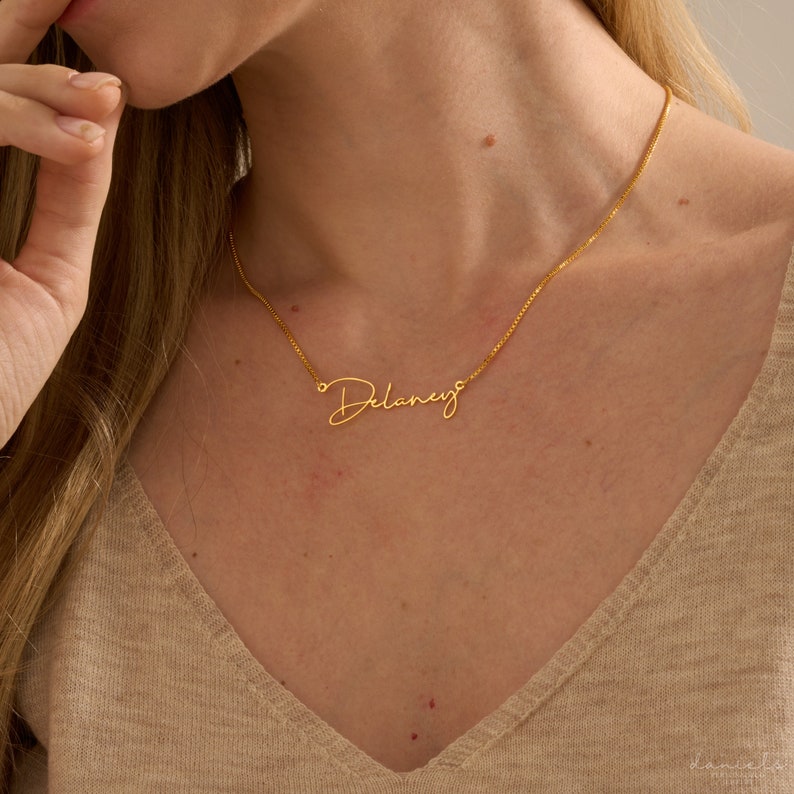 Personalised Minimalist Name Necklace with Box Chain, Custom Name Necklace, Gold Name Necklace, Personalised Gifts, Mothers Day Gift for Mom image 7