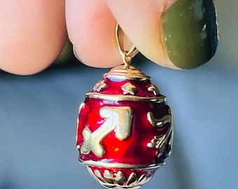 Charm de Sagitario en oro de 14 quilates • Colgante del zodiaco con esmalte rojo • Charm de huevo de oro vintage de 2,03 g con símbolo de arquero