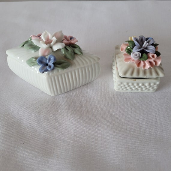 Vintage Pair of Jewelry Boxes - image 4