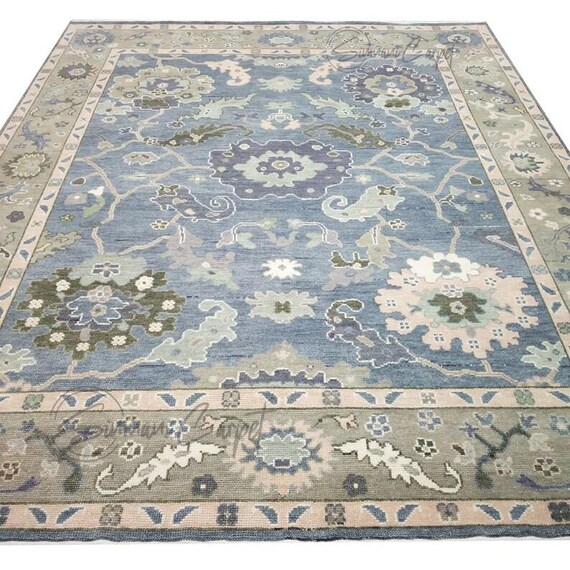 ハンドメイドのヴィンテージラグ、アンティーク調のグレーベージュ