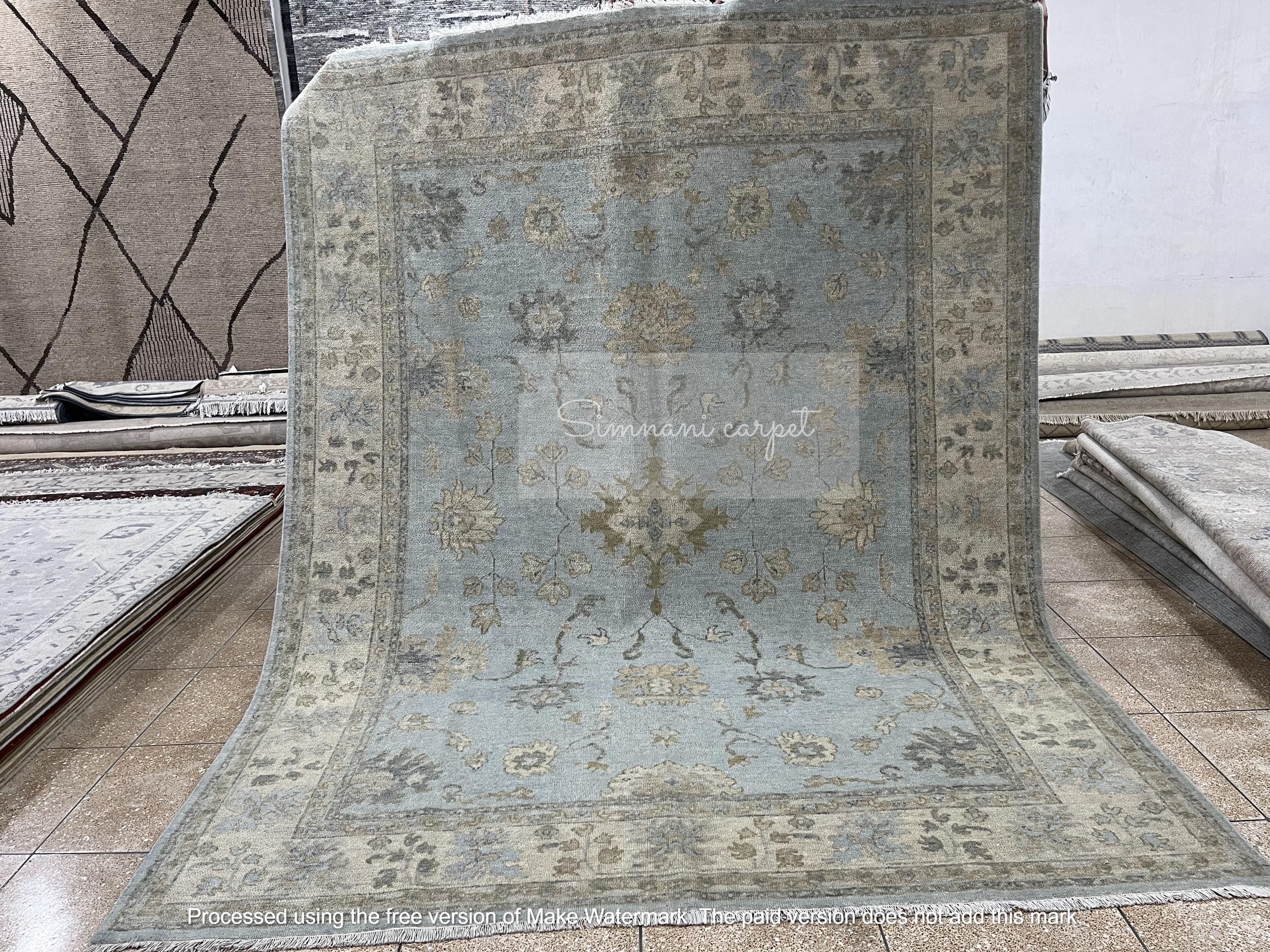 手織りウールラグ：ライトブルーオリエンタルジーグラーデザイン