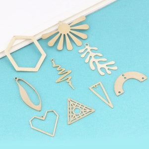 Raw brass earring accessories, Earring connector, Unique earring charms, Brushed brass earring pendant, Jewelry earring findings FQ0634