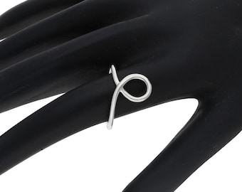 Anillo de plata de ley con forma de lazo, apilable, minimalista, elegante, chapado en oro de 14 k, ideal como regalo para tu mejor amiga.