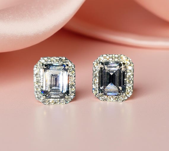 エメラルドカット 模造ダイヤモンド スタッドピアス、14Kホワイト