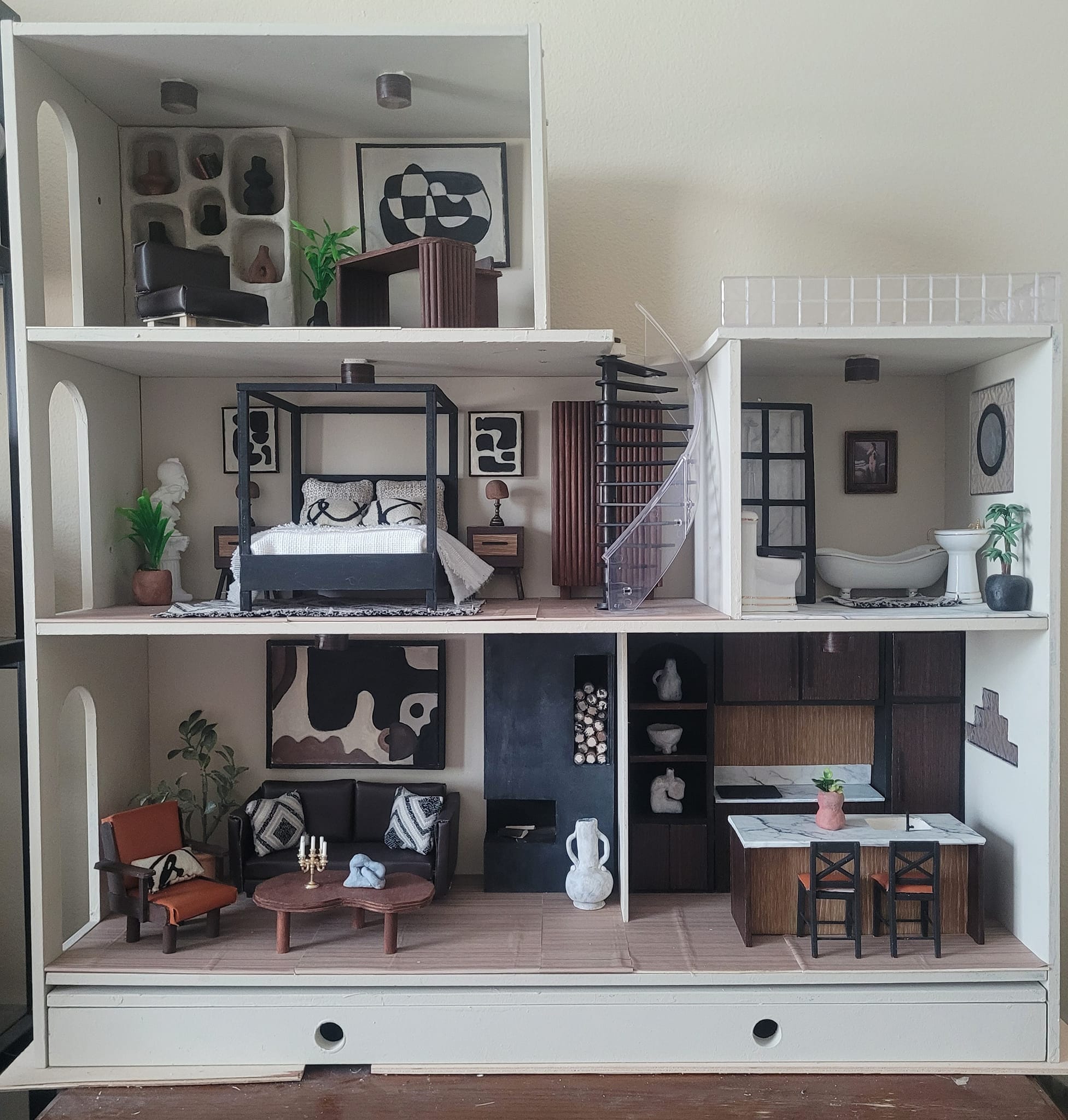 Dolls house  Doll house, Dolls house interiors, Miniature rooms