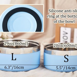 K&ouml;nnte beinhalten: Zwei Edelstahl-Tiern&auml;pfe mit blauen Silikonb&ouml;den. Die gr&ouml;&szlig;ere Sch&uuml;ssel hat einen Durchmesser von 16 cm und fasst 860 ml. Die kleinere Sch&uuml;ssel hat einen Durchmesser von 14 cm und fasst 600 ml. Beide Sch&uuml;sseln haben einen rutschfesten Silikonring am Boden.