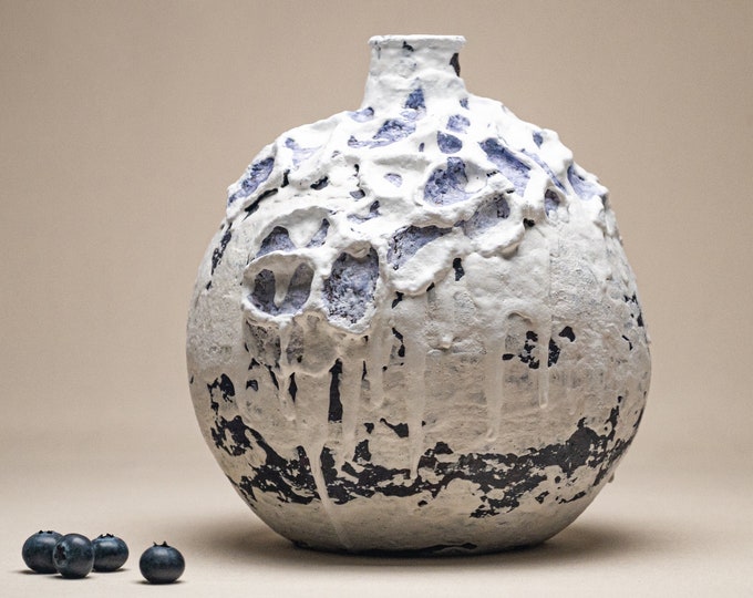 Coastal Chic Handmade Paper Mache Vase - Ideal for Stylish Decor - Perfect Housewarming Gift for Modern Farmhouse, Nautical & Coastal Homes