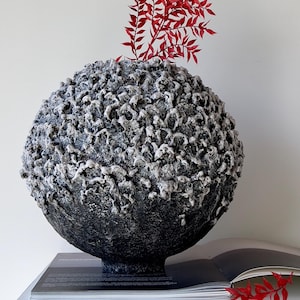 Handmade Textured Black Vase: Sculptural Art Object, Japandi Wabi Sabi Centerpiece, Organic Modern Decor, Statement Piece for Interior