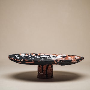 Piatto decorativo in cartapesta fatto a mano - Vassoio strutturato artistico - Decorazione funzionale ecologica Boho Chic - Regalo d'arte sostenibile