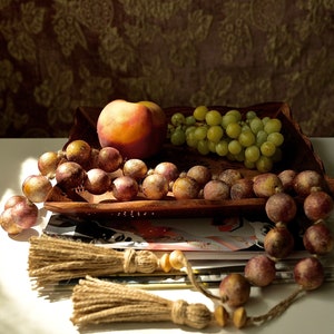 Bohemian Coffee Table Decor: Wooden Bead Garland with Tassels
