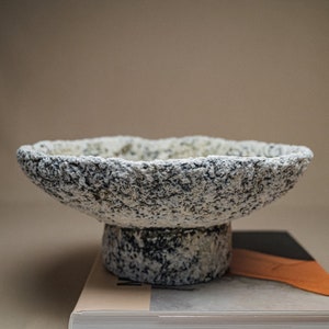 Ciotola in cartapesta fatta a mano Boho Chic - Centrotavola Boho con accenti rustici - Decorazione artistica ecologica e riciclata - Idea regalo sostenibile