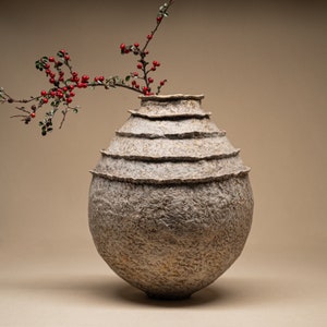 Paper Mache Boho-Chic Vase – Handmade Elegance, Wabi Sabi Charm with Aging Effect – Eco-Chic Statement for Modern Decor & Centerpieces