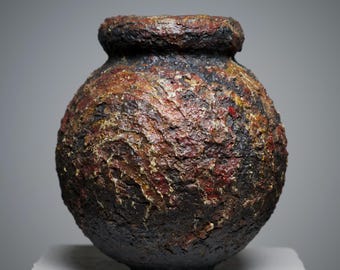 Strukturierte Statement Vase, skulpturale Kunstgefäß, Wabi Sabi rustikales modernes Dekor