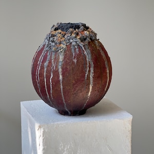 Expressionist clay sculpture