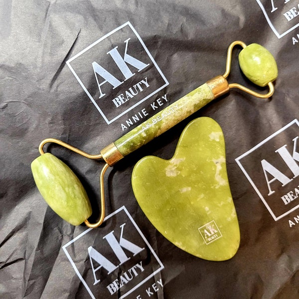 Facial spa skin face roller + gua sha GIFT SET / 100% natural jade stone set by AnnieKeyBeauty Co. / beauty gift self care body massage