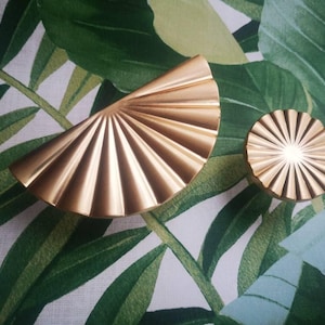 Matte Gold Sun Ray Cabinet Pull: Art Deco Furniture Hardware