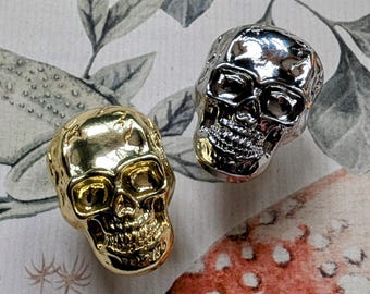 ゴールドスカルの引き出し取っ手：ゴシックキャビネットハンドル、ハロウィンデコレーション