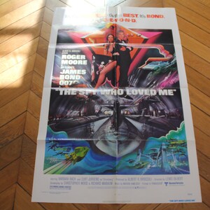 Spy who loved me 1977 One Sheet US Original Poster James Bond Roger Moore 27x41&quot;/ 68.6x103.6cm