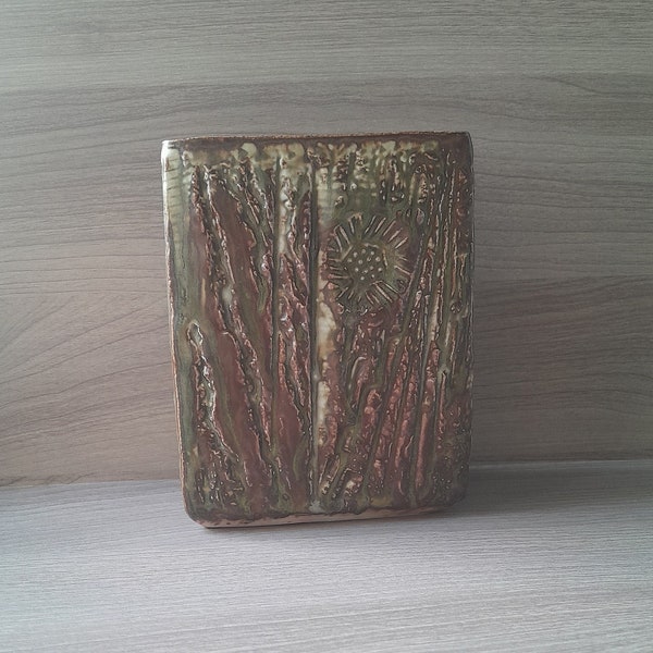 Timeless Charm: Jørgen Mogensen 1970s Sung Glaze Vase F286 - A Handcrafted Masterpiece