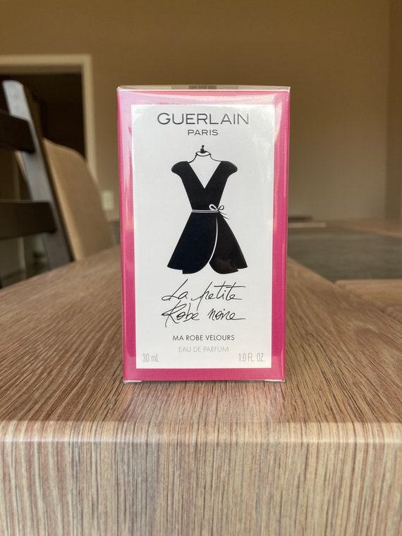 Guerlain La Petite Robe Noire Velours