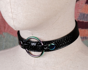 O-ring leather choker necklace/python pattern choker collar with holographic O-ring/Punk choker/Kawaii choker/DDLGcollar-Mature