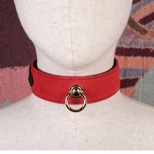 Red leather suede choker necklace with O-ring for women or men/goth choker/cowhide leather collar/Ddlgcollar/leather collar human-Mature