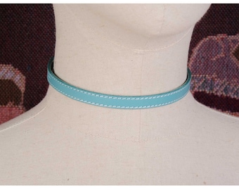 Blue collar choker/blue choker necklace/cowhide leather choker/leather collar women/kitty collar/discreet day collar/cute human collar/DDLG