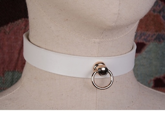 White collar choker O ring/leather choker necklace for womens and men/leather choker/o-ring choker/day collar discreet/DDLGcollar-Mature