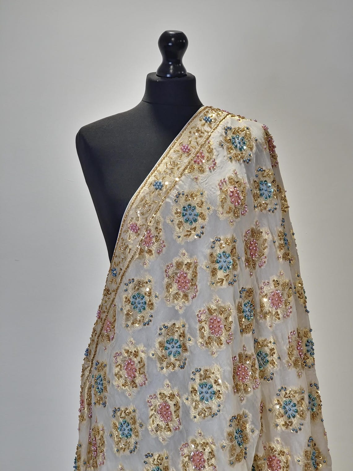 Diamond Embroidered Dupatta (WHITE) main image 1