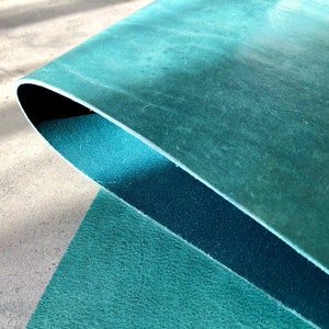Pelle italiana pieno fiore blu oceano - 12"x24", pelle spessa per artigianato, pelle per utensili pesante, fogli pieno fiore, pull-up conciata ad olio