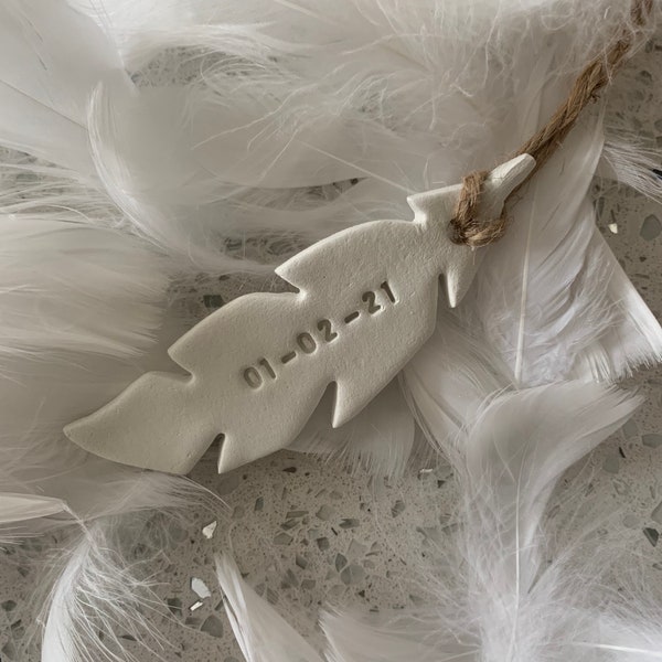 Feather hanging clay sign, decoration, ornament. Lost one, remember, memory, miscarriage, memorial, sentimental. Eco-friendly