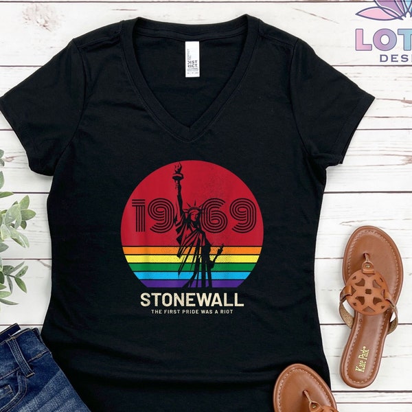 Stonewall 1969 T-Shirt, The First Pride Shirt, Pride Parade T-Shirt, LGBT Riot Tee, Parade 1969 Tee, Rainbow Sweat, Lesbian Gay Parade Tee