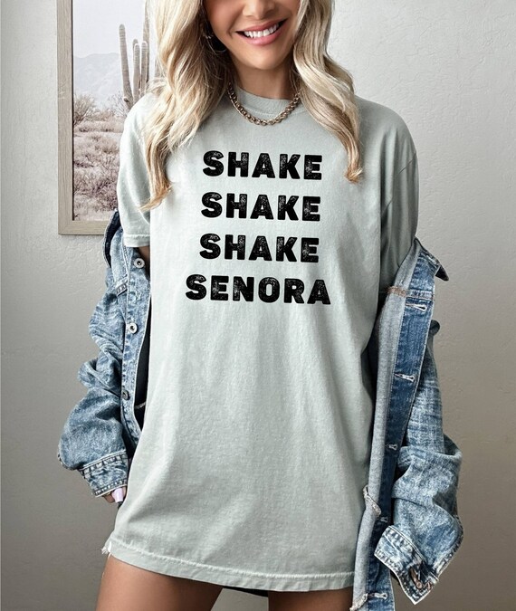 Shake Senora Shirt, Halloween Party Tee, Comfort Colors Tee, Woman Halloween Tee, Halloween Joy Tee, Halloween Apparel, Halloween Vibes Tee
