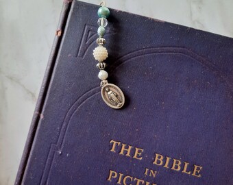 Miraculous Medal Beaded Bookmark | Madonna of the Streets Bookmark | Catholic Beaded Bookmark | Catholic Gift