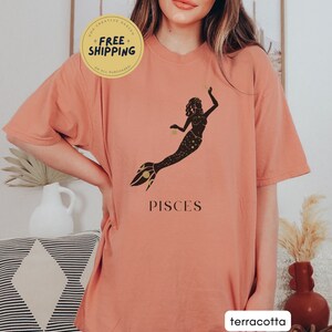 Camiseta del zodiaco de Piscis - Camiseta de astrología - Camiseta unisex de regalo de cumpleaños de Piscis del zodiaco - Constelación de Piscis - Signo de agua de fuego Luna creciente