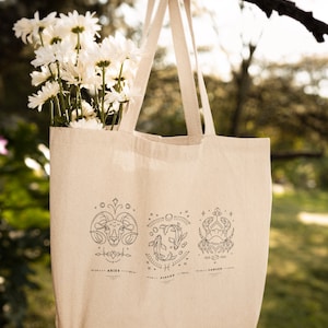 Tote grande feito sob encomenda de três sinais da astrologia de <br> Entrega Rápida? Lua de Sun feita sob encomenda e cartões de tarô do sinal de aumentação Tote| Sacola Ecológica Três grandes presentes de Astrologia