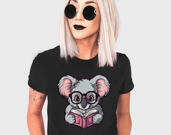 Camiseta de libro de koala, lecturas acogedoras, camiseta de literatura, camiseta de juego de palabras, camiseta de libro caprichoso, koala y amante de los libros, camiseta de libro, lecturas de koala