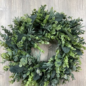 Year Round Front Door Wreath, Greenery Wreath, Farmhouse Wreath, Eucalyptus Wreath, Neutral Door Decoration, New Home gift, small wreath