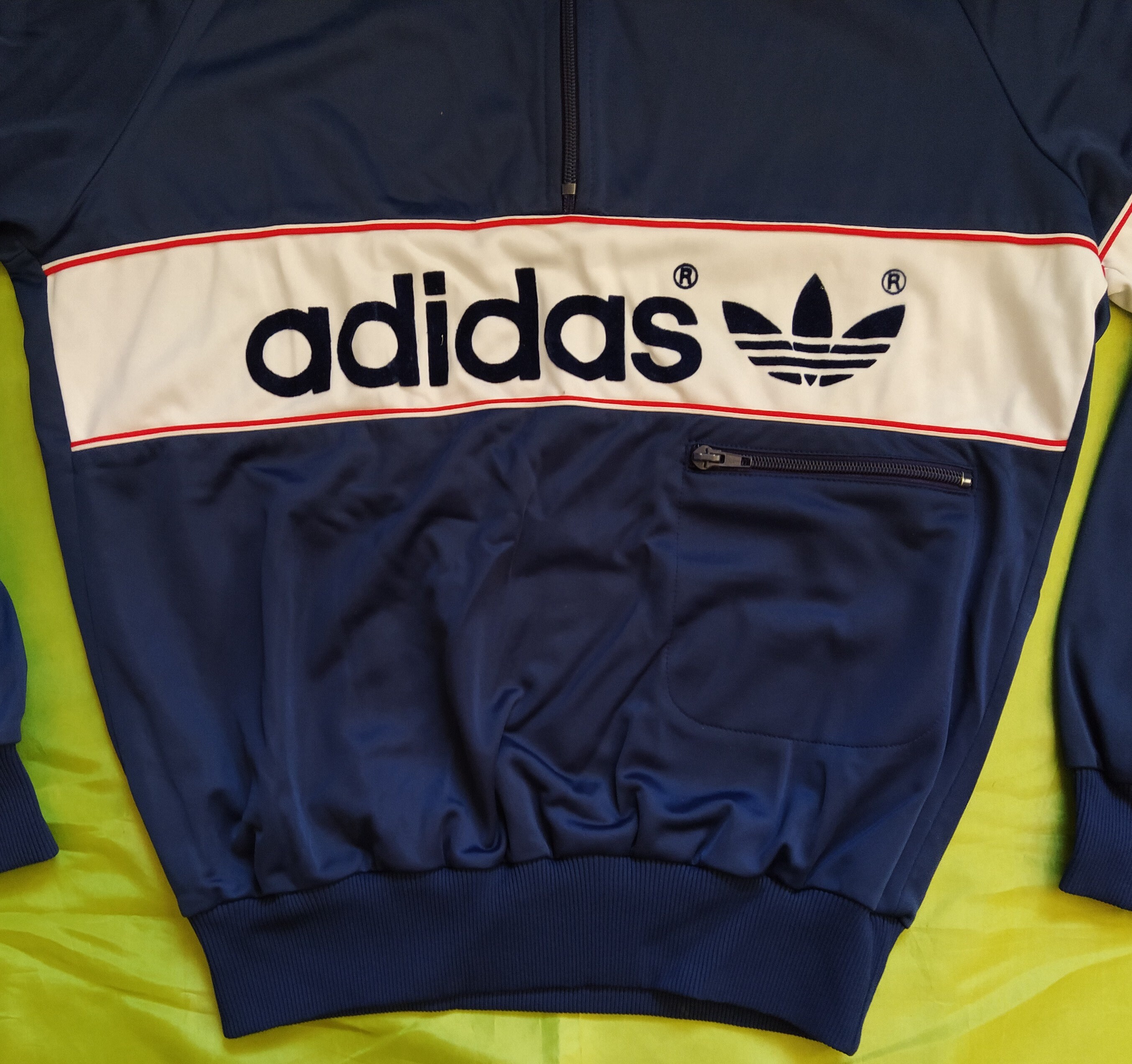 Like New Adidas Originals Vintage 70s Pullover Hoodie Hooded Like New Adidas Originals Vintage 70s Pullover Hoodie Hooded
