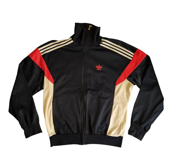 Adidas challenger track jacket deals