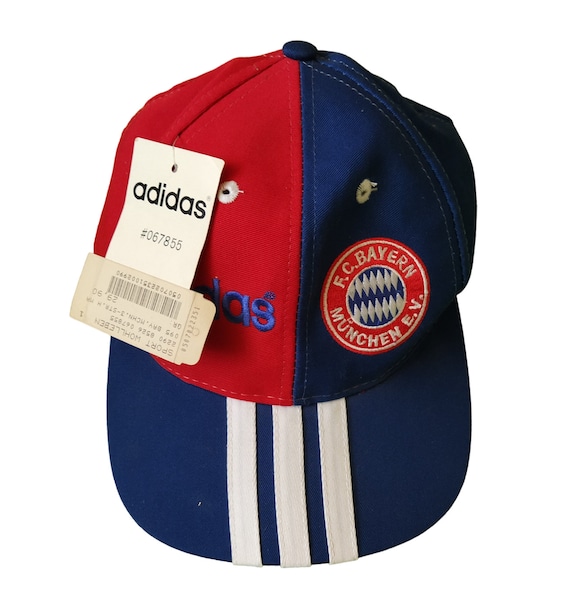 casquette adidas bleu blanc rouge