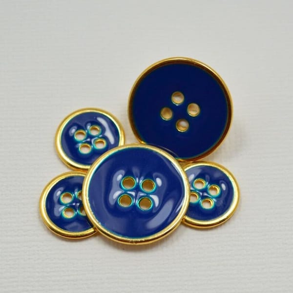 Navy Enamel with Gold rim button – 4 hole (E-04)