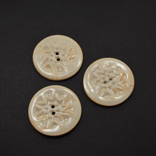 Ecru Hand Made Round Porcelain Button with Snowflake Imprint – 2 hole (LL-14)