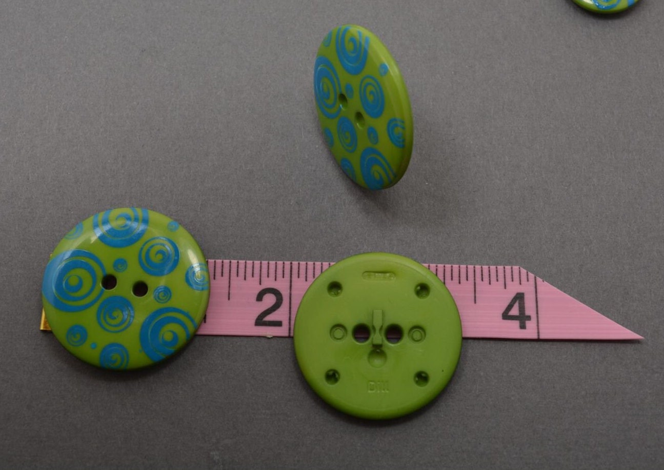 Chartreuse Green With Turquoise Swirls Button – 2-hole (RR-10) - Etsy