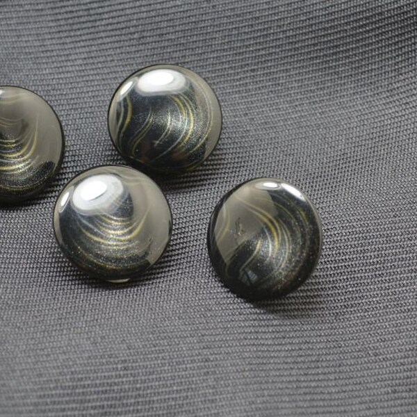 Black Marbled with Shades of Black to Gray to White Plastic Button – self shank (DD-07)