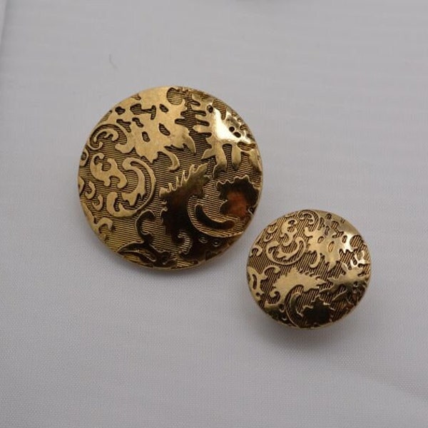 Bright Gold Tone Button with Scroll-Work Pattern in Relief Design – shank (WW-14)