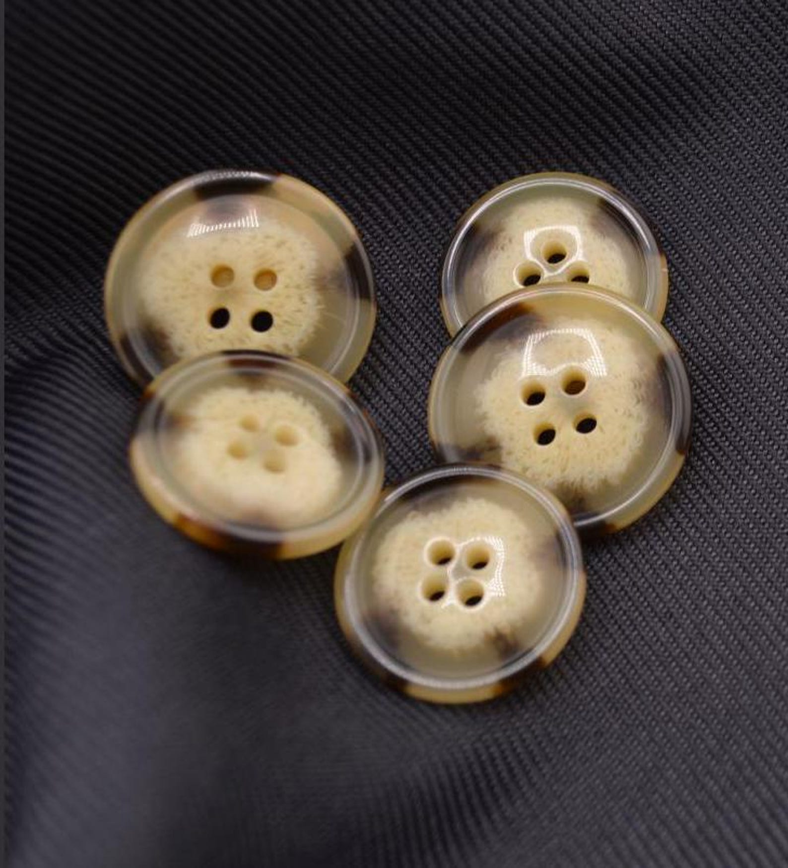Look Button Bone Look Button With Creamy Center Encircled by Black and Taupe – 4 ...