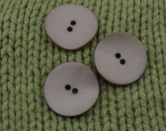 Neutral Taupe Cup Shaped Button with Fluted or Wavy Edge – 2-hole (3A-17)